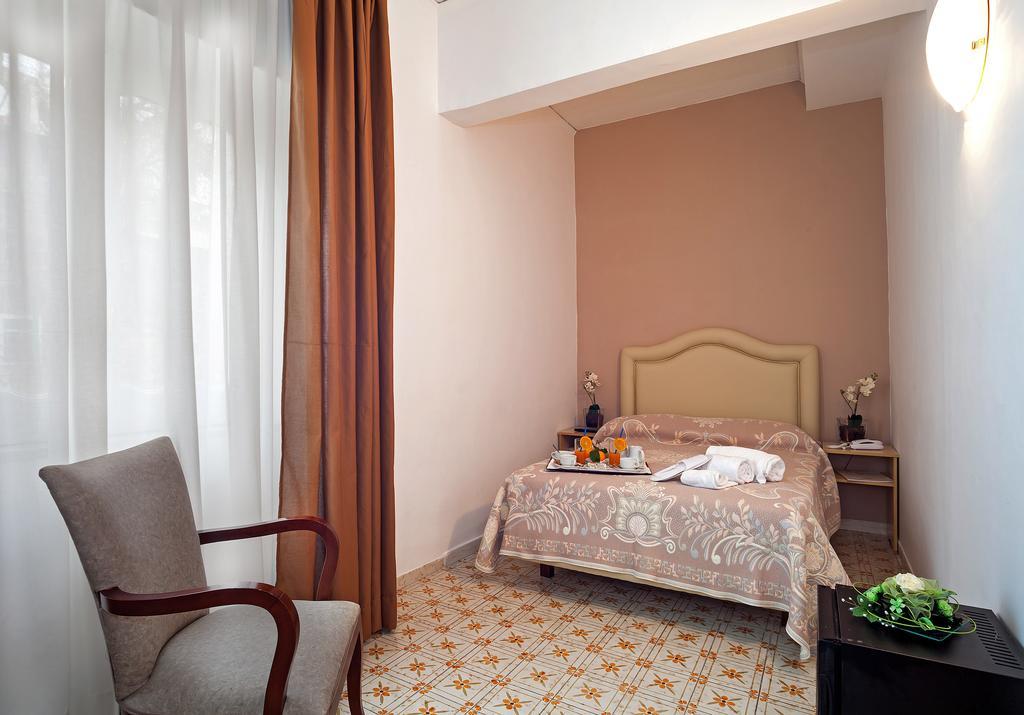 Hotel Caruso Massa Lubrense Exterior photo