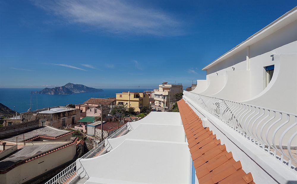 Hotel Caruso Massa Lubrense Exterior photo